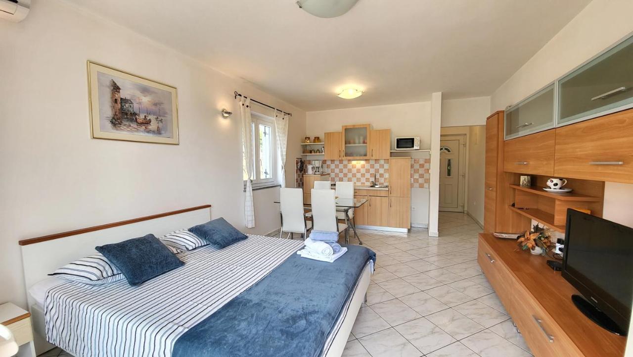 Apartmani Agava Čižići Exterior foto